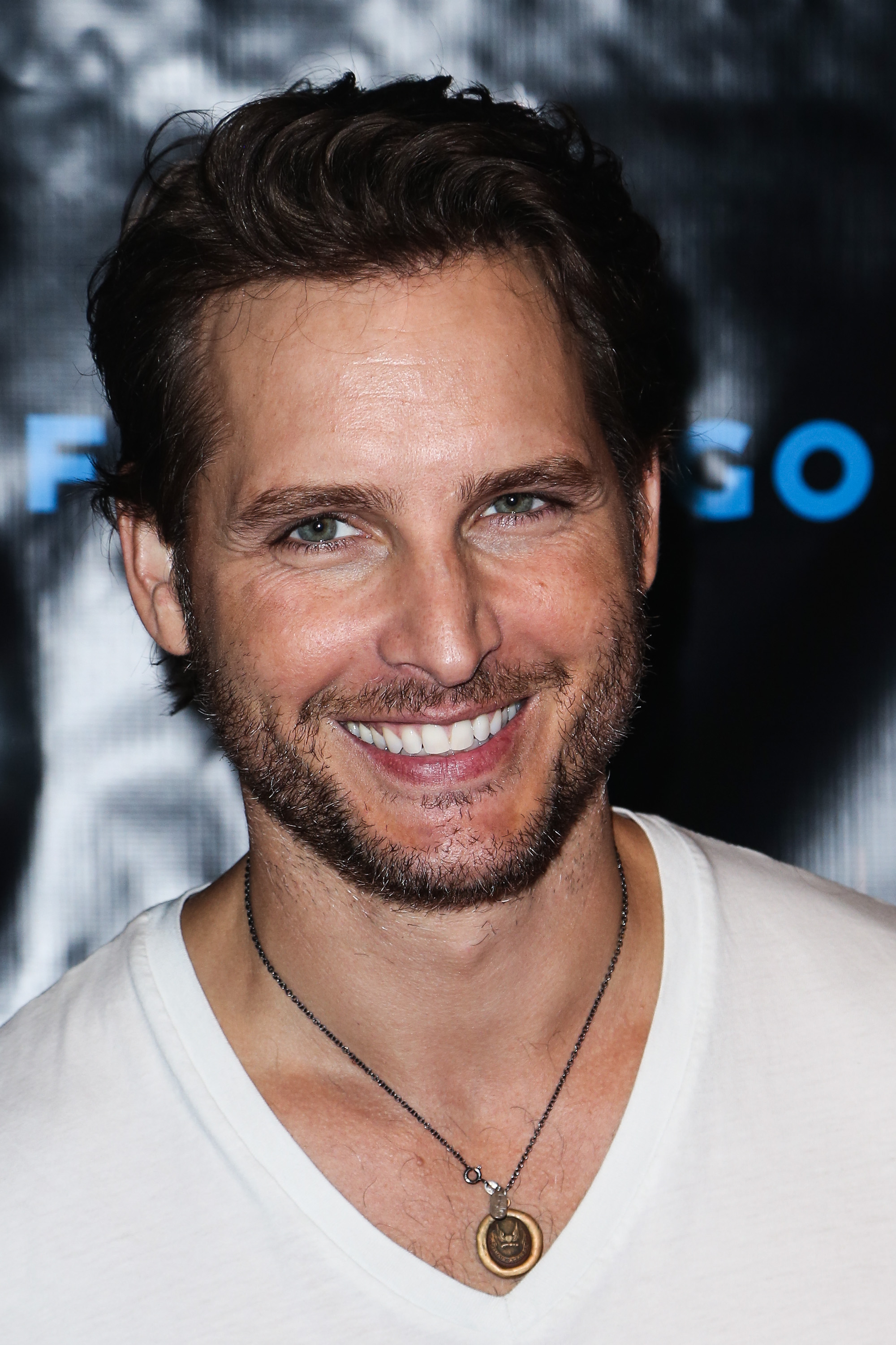 Peter Facinelli looked happy to attend the Breaking Dawn Part 2 party at Comic-Con - Peter-Facinelli-looked-happy-attend-Breaking-Dawn-Part-2-party