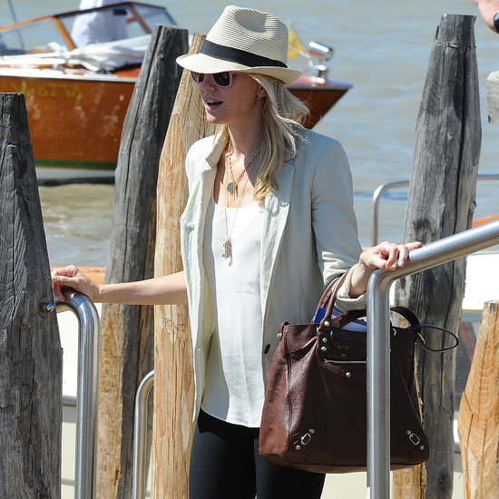 Naomi Watts Carrying Brown Leather Bag Naomi Watts Carrying Brown Leather Bag