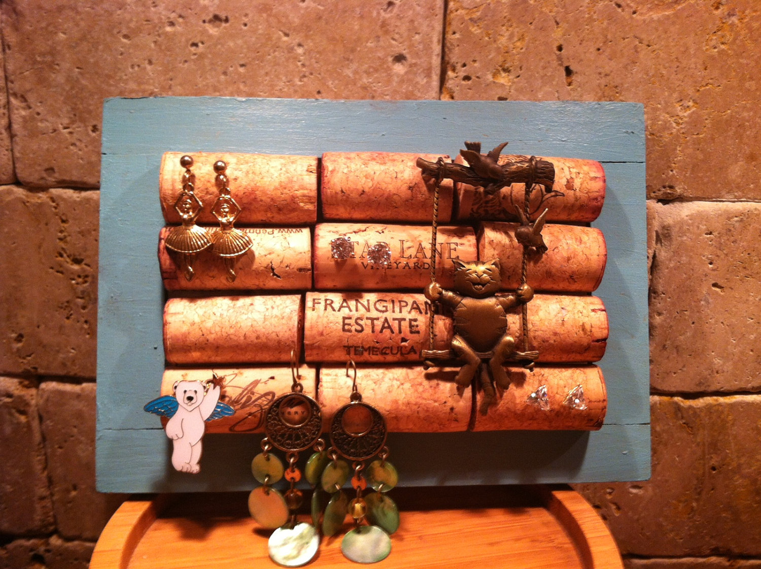 Cork Jewelry Holder 221 Upcycling Ideas That Will Blow Your Mind