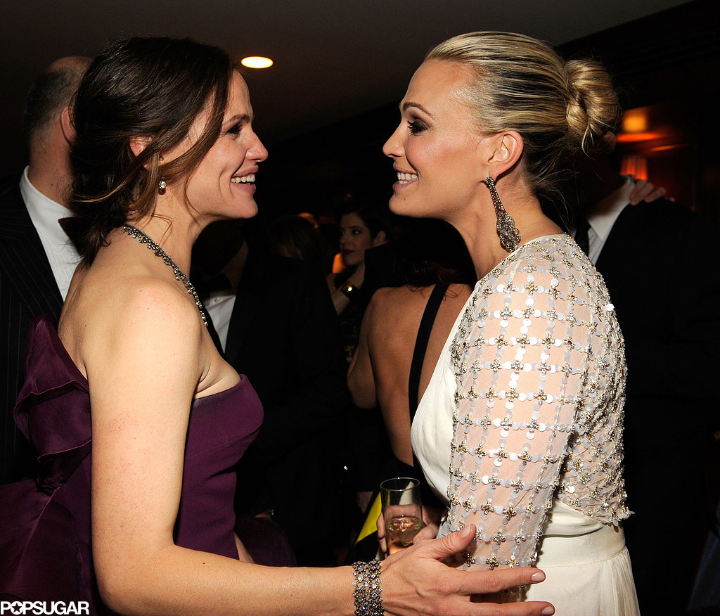 Molly Sims chatted with Jennifer Garner at Vanity Fair's Oscar after-party.
Molly Sims chatted with Jennifer Garner at Vanity Fair's Oscar after-party.