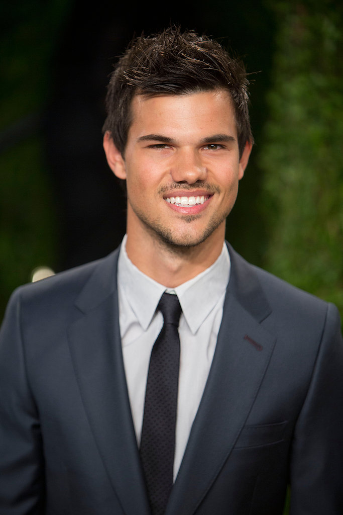 Taylor Lautner arrived at the Vanity Fair Oscar party.
Taylor Lautner arrived at the Vanity Fair Oscar party.