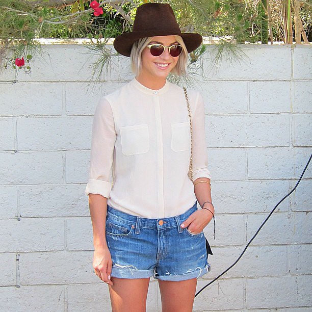 Julianne Hough glowed at the Shop Bazaar Coachella party on Friday during Coachella's first weekend.
Source: Instagram user popsugar
Julianne Hough glowed at the Shop Bazaar Coachella party on Friday during Coachella's first weekend.
Source: Instagram user popsugar