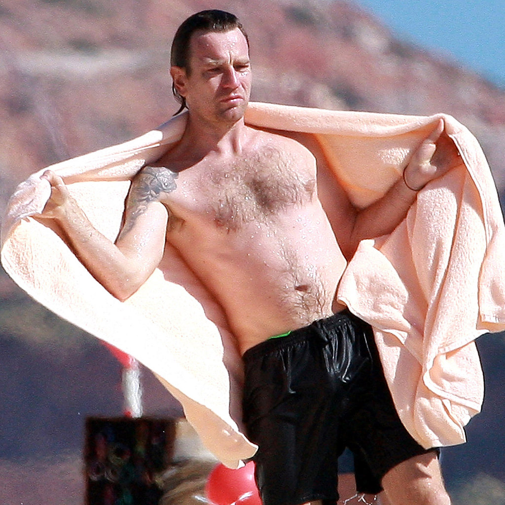 Ewan McGregor Shirtless in Mexico With His Family | POPSUGAR Celebrity