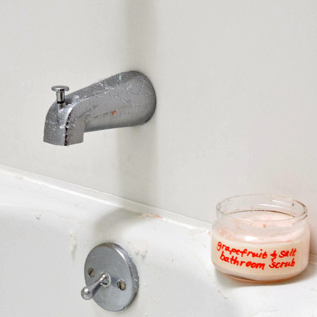 Grapefruit Salt Bathroom Scrub Grapefruit Salt Bathroom Scrub