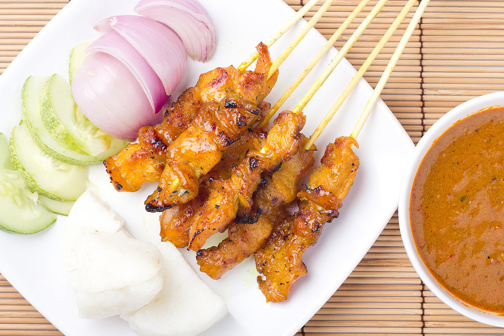 satay-chicken-sticks-eat-this-calories-in-your-favourite-thai-dishes