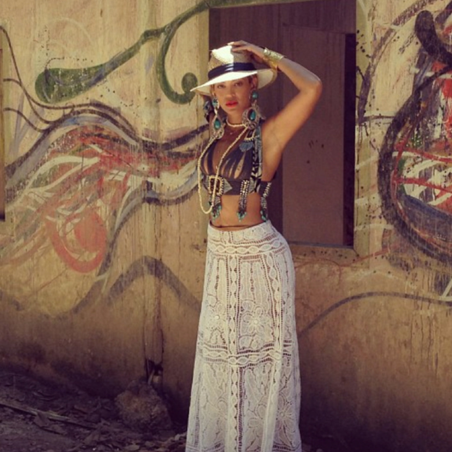 Which Celeb Is Your Spring Break Soul Mate?