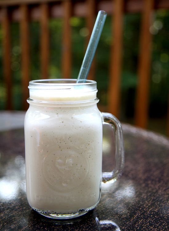 Vanilla Milkshake Smoothie Vanilla Milkshake Smoothie