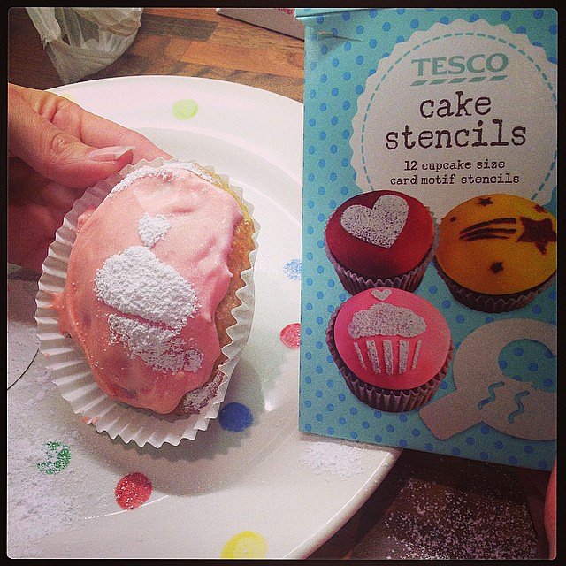 Cake Stencils? Cake Stencils?