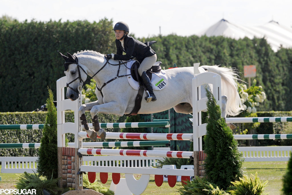 Mary-Kate Olsen went jumping with her horse in Bridgehampton, NY, on Thursday.
Mary-Kate Olsen went jumping with her horse in Bridgehampton, NY, on Thursday.