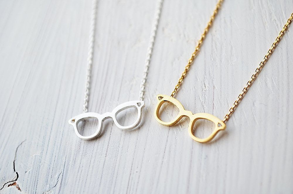 Glasses Pendant Necklace 20 Affordable Gifts For Women in Their 20s