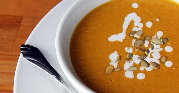 Warm Up With These 300-Calorie Bowls of Homemade Soup