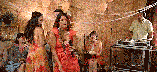 She-Sort-Anti-Lorelai-Gilmore.gif