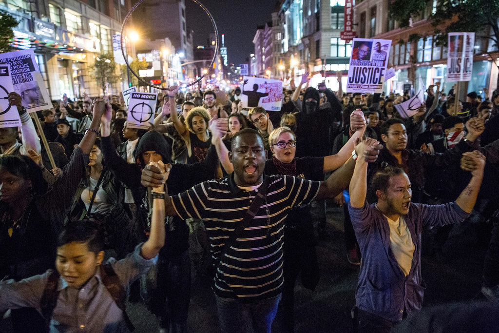 Protests-After-Ferguson-MO-Grand-Jury-Decision-Pictures.jpg