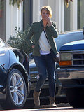 Cameron Diaz Flashes Diamond Ring!