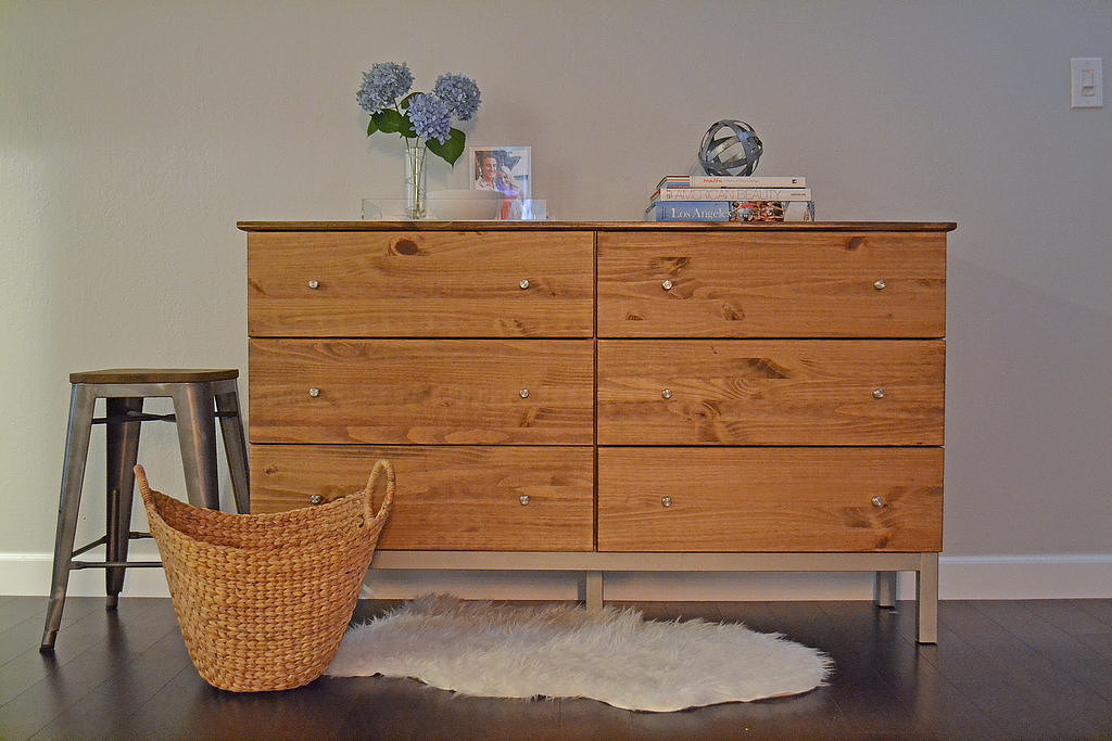 POPSUGAR editor Lauren Turner made a basic Ikea dresser look like her dream Room & Board dresser.
POPSUGAR editor Lauren Turner made a basic Ikea dresser look like her dream Room & Board dresser.