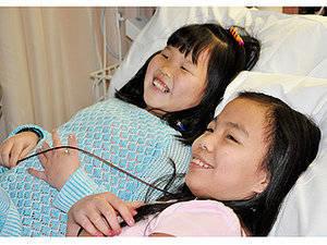 Former Chinese Orphans Find Each Other Again Because of Rare Disease They Share Former Chinese Orphans Find Each Other Again Because of Rare Disease They Share