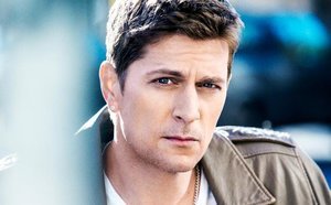 FROM EW: Matchbox Twenty's Rob Thomas Talks Upcoming Solo Album and New Single, 'Trust You'