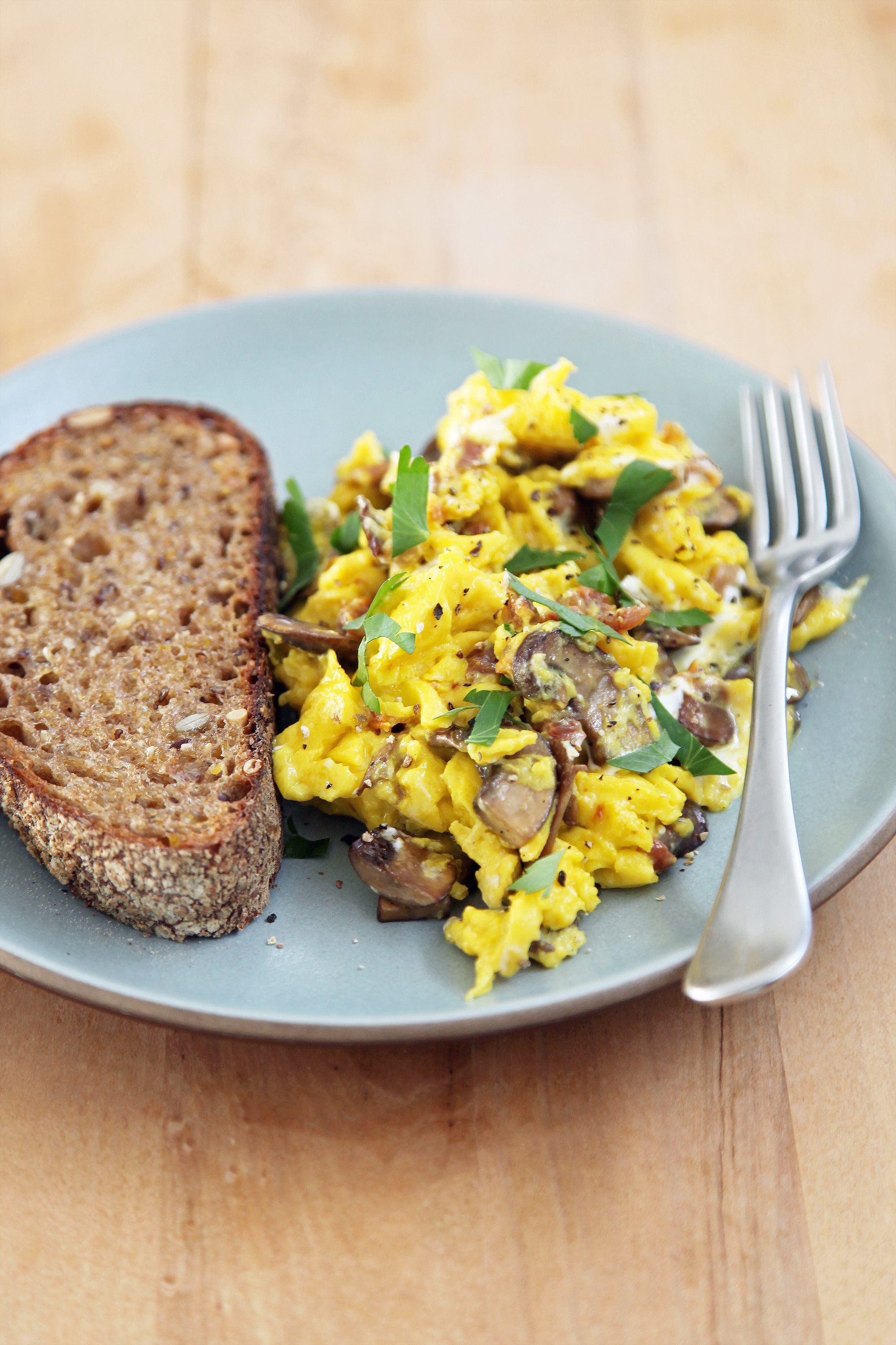 Mushroom and Goat Cheese Scramble 26 Quick Breakfasts That Will Fill
