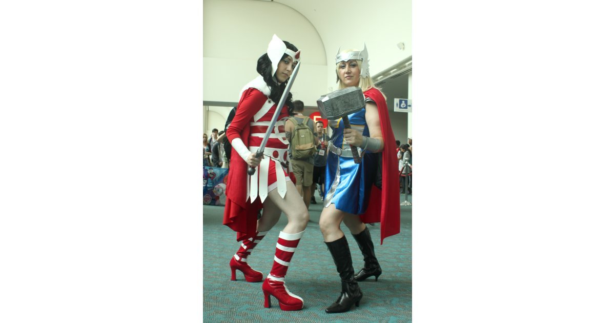 Lady Sif And Thor The Most Incredible Cosplay Costumes To Copy For