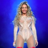 Beyoncé Sparkles Stage Made America