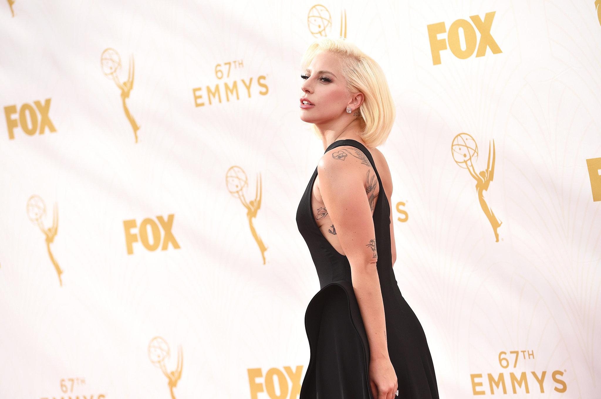 Lady-Gaga-Emmy-Awards-2015.jpg