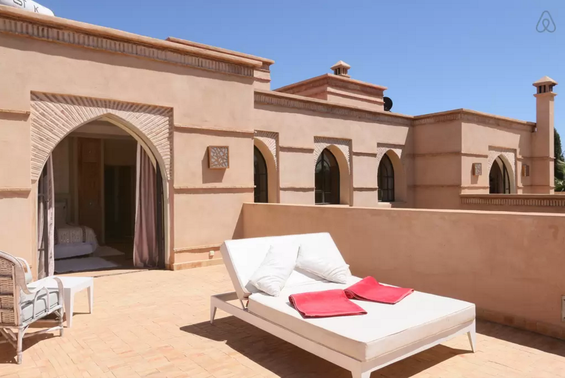 Jasmine's Castle (Aladdin) Airbnb Rentals Straight Out of Disney