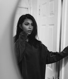This Fashion Blogger Looks and Dresses Like Kim Kardashian, and Everyone Is Freaking the F Out