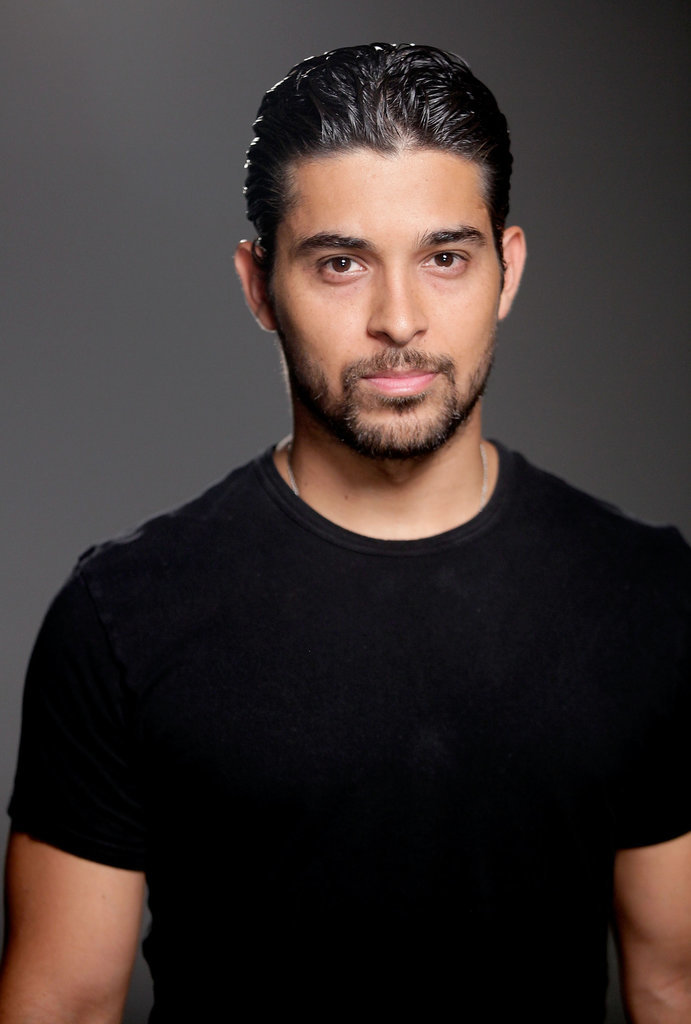 Wilmer-Valderrama-Sexiest-Pictures.jpg