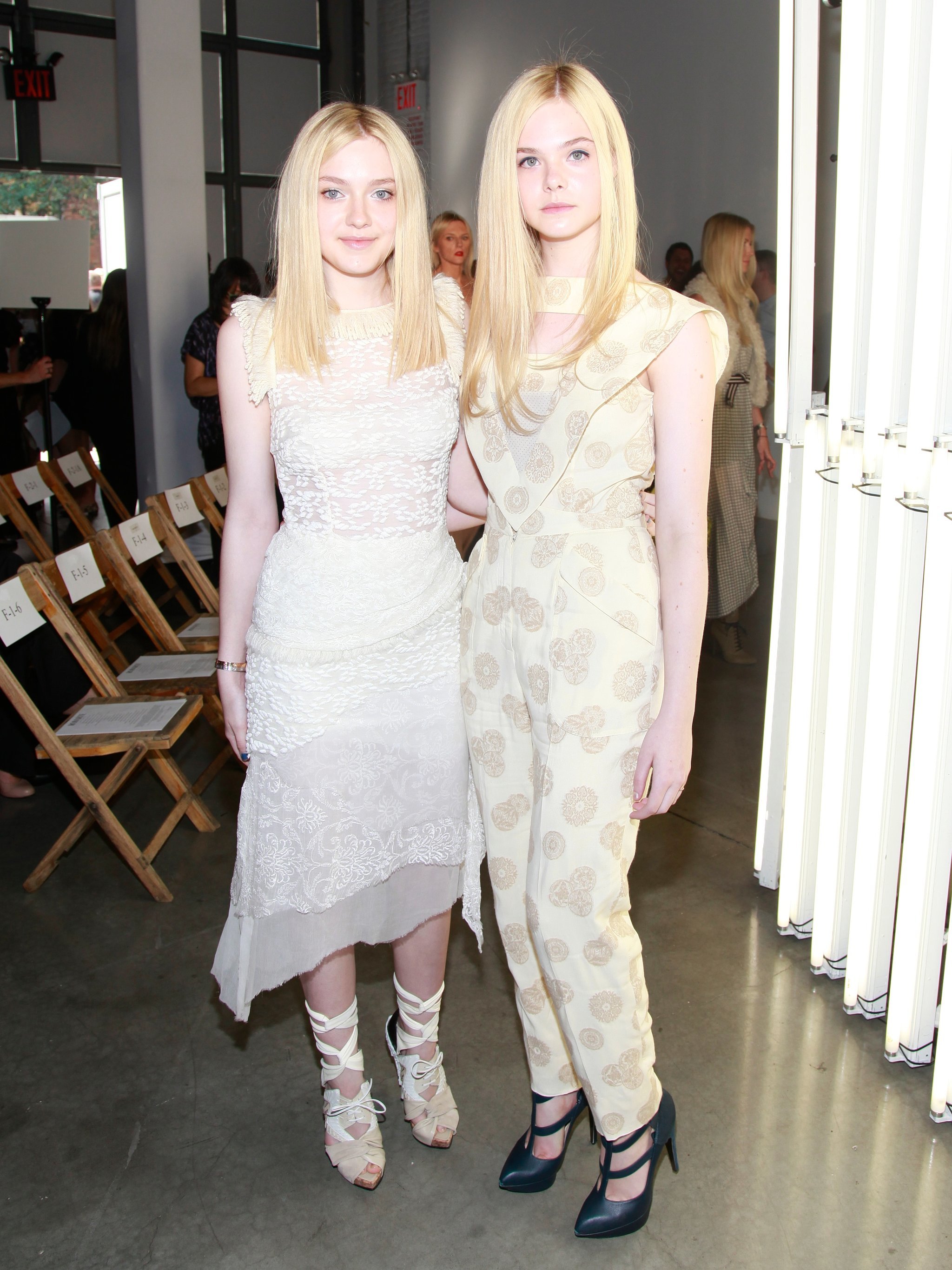 Dakota And Elle Fanning Our Favorite Stars Should Pluck These Fall 16 Looks Right Off The 