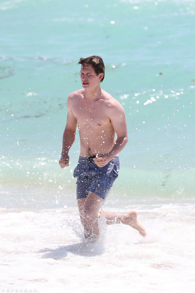 Ansel Elgort Shirtless In Miami Pictures May 2016 Popsugar Celebrity