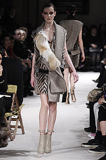 Miu Miu Fall 2009: A Sultry Riff on the Bourgeois Miu Miu Fall 2009: A Sultry Riff on the Bourgeois