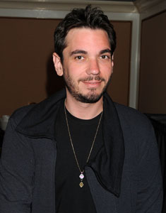 Adam Goldstein Aka Dj Am Found Dead In His New York City Apartment 