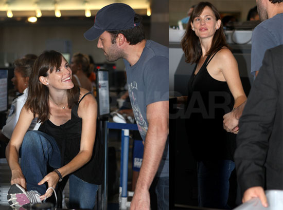 Photos of Jennifer Garner and Ben Affleck at LAX Photos of Jennifer Garner and Ben Affleck at LAX