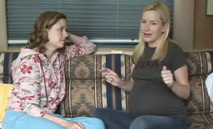 The Office's Angela Kinsey Is Barefoot and Pregnant The Office's Angela Kinsey Is Barefoot and Pregnant