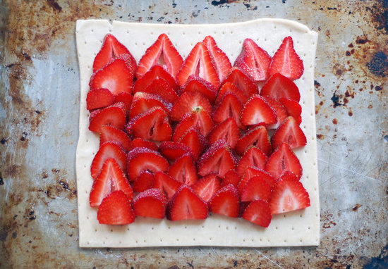 strawberry tart raw garden