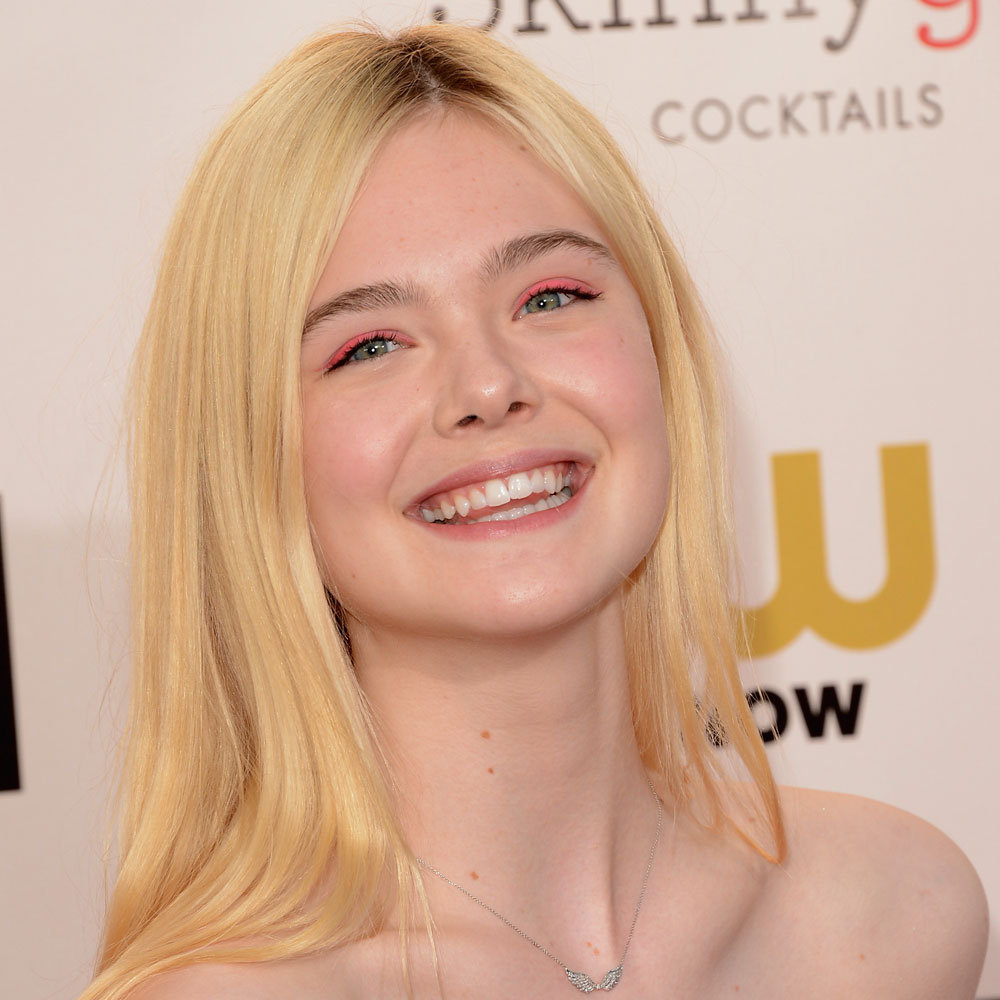 Pictures of Elle Fanning at the Critics Choice Awards | POPSUGAR Beauty ...