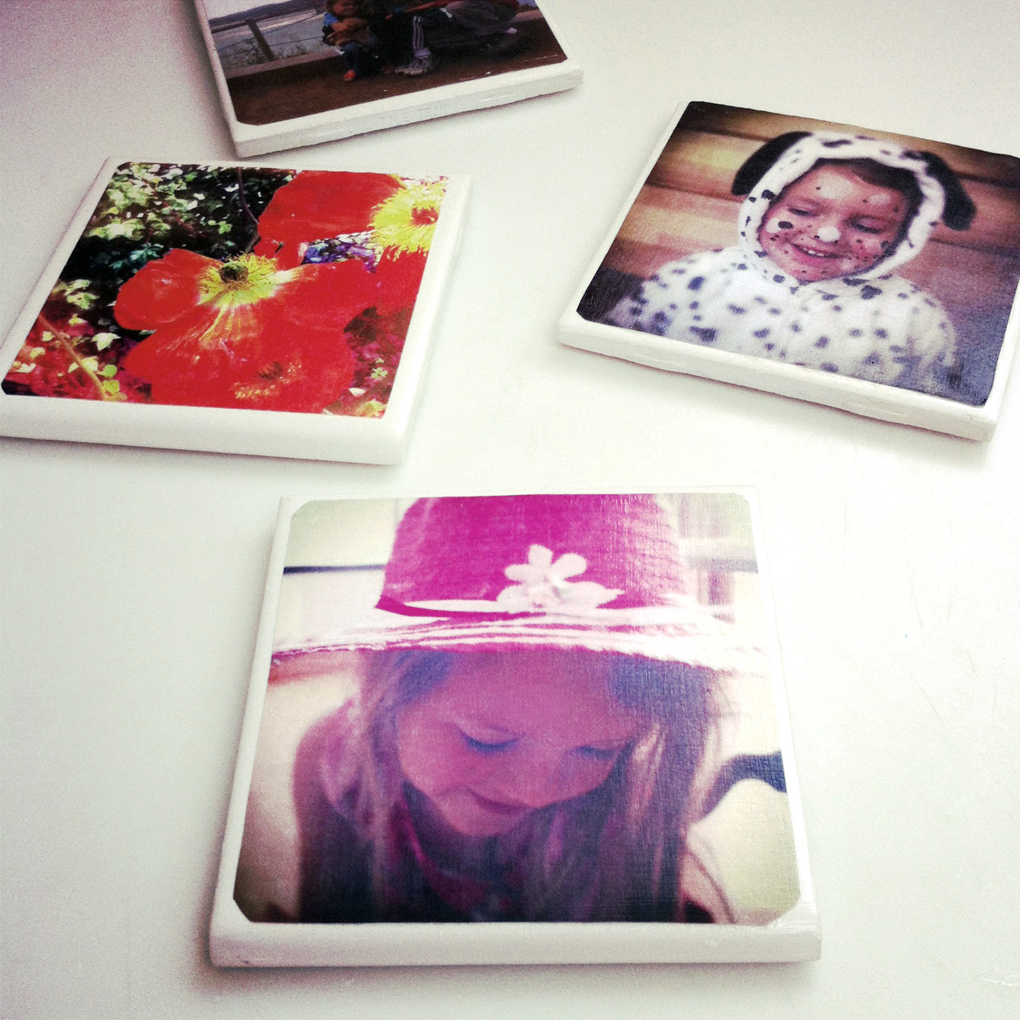DIY Tile Photo Coasters | Christmas Gifts For Friends | Delightful Ideas You Can DIY | DIY Christmas Projects | simple christmas crafts to make