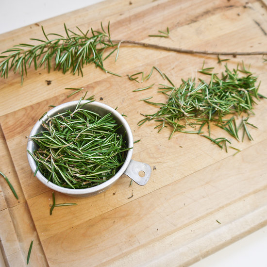 PopsugarLivingSummerHow to Make Rosemary OilGood Stuff: Homemade Rosemary Infused OilJuly 9, 2013 by Sarah Lipoff9.5K SharesChat with us on Facebook Messenger. Learn what's trending across POPSUGAR.Rosemary is a hearty plant, and when it takes hold, it produces a bountiful crop of fragrant branches. If you find yourself with more than you know what to do with this Summer, then try making homemade infused oil that can be used for scenting your home or for a relaxing bath. This easy DIY costs basically nothing to make with results perfect for giving as a gift or using when making eco-friendly cleaning supplies.Read on for the directions.What You'll Need:1 cup rosemary2 cups oilSlow cookerStrainerBowlSmall sealable glass containerDirections:Start by removing the rosemary leaves from the stem, and measure one cup to use for making the infused oil.You can use any type of oil, but a high-temperature low-scent oil is best, such as sunflower or safflower oil. The oil acts as a carrier to the rosemary, creating the fr - 웹