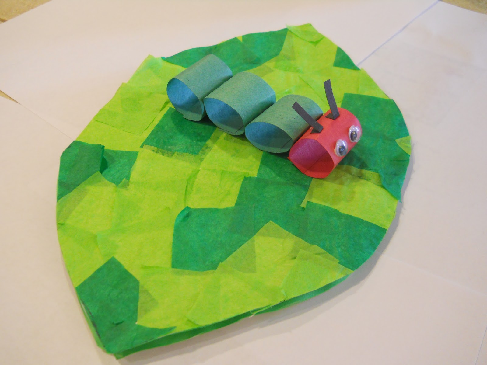 The Very Hungry Caterpillar: Caterpillar Leaf | 12 Crafts Inspired by ...