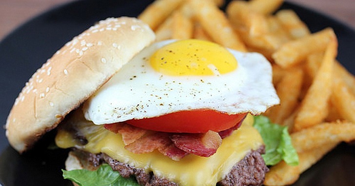 Royal Red Robin Burger | 60+ Popular Restaurant Dishes — Hacked ...