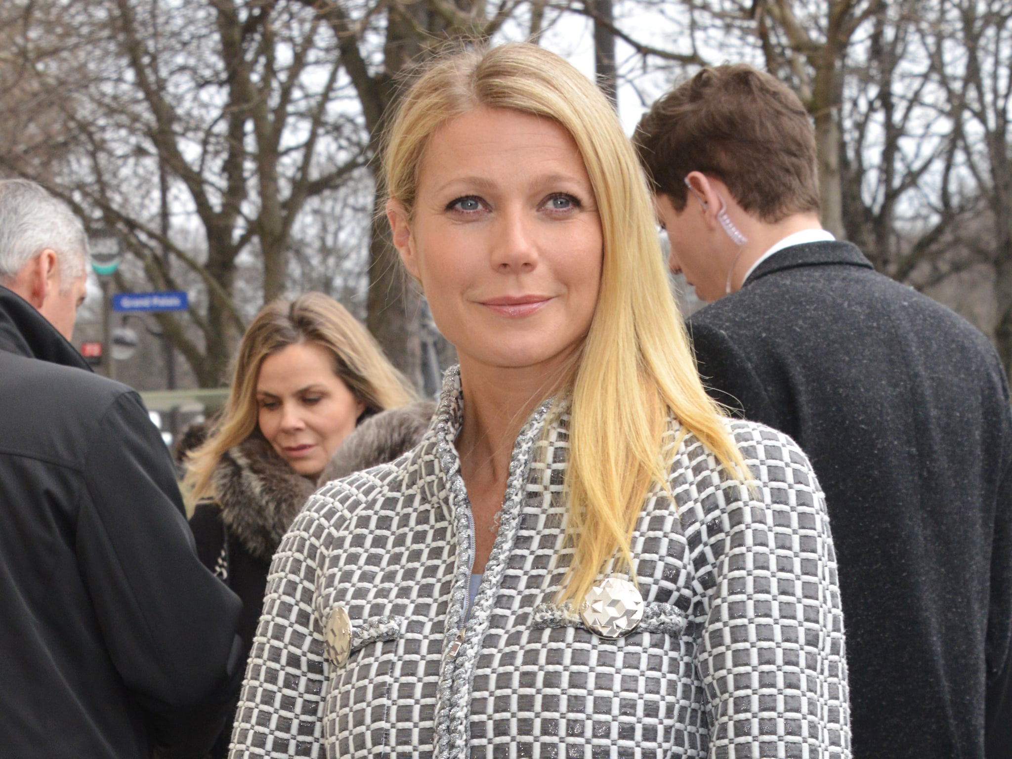 Gwyneth Paltrow Uses Bees In Her Beauty Routine Popsugar Beauty