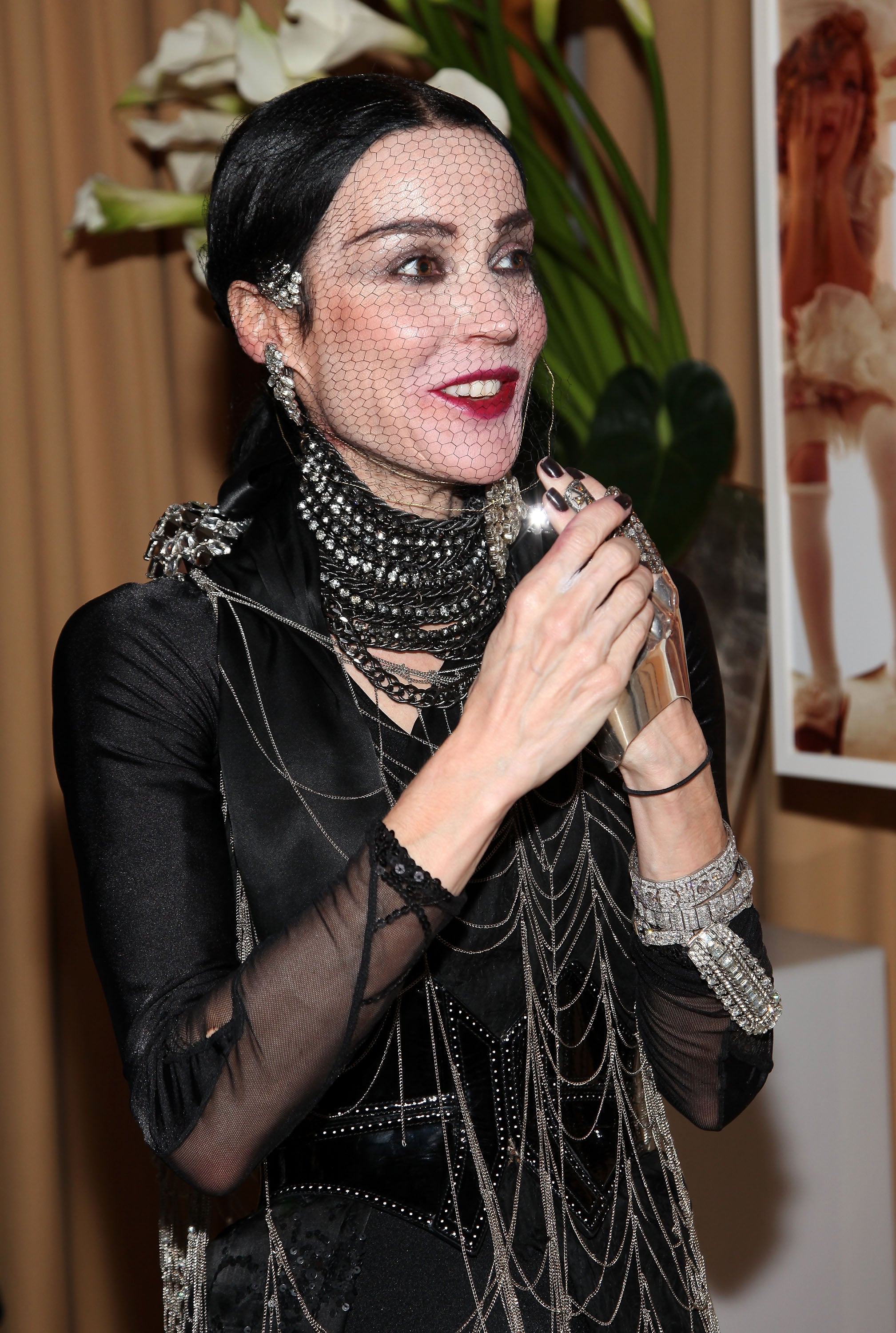 Fashion, Shopping & Style | Daphne Guinness Trades in Skunk-Striped ...